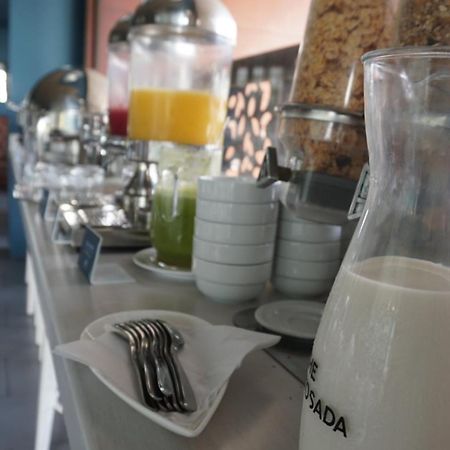 Quo Quality Hotel Манисалес Екстериор снимка A carafe of raki