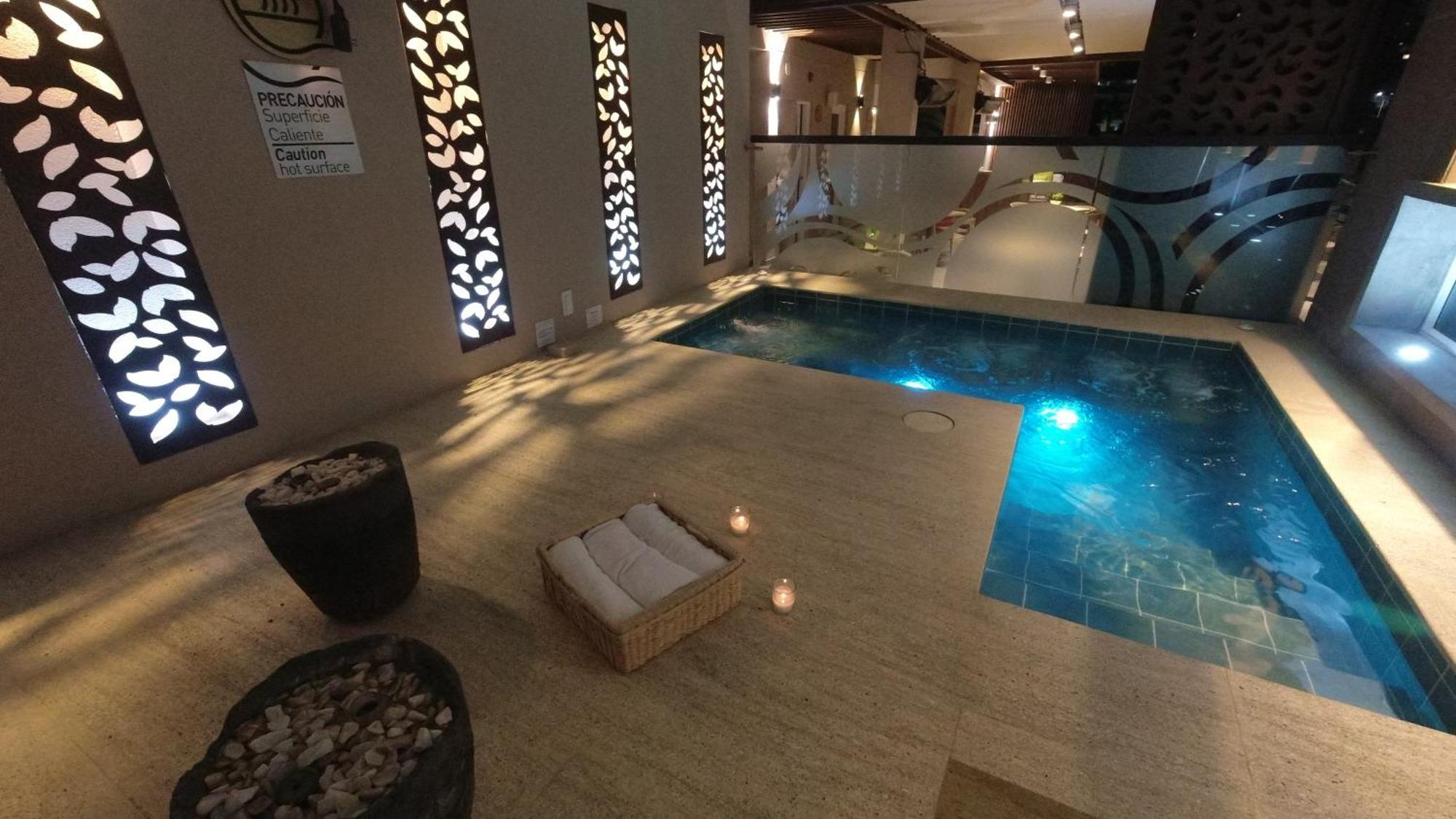 Quo Quality Hotel Манисалес Екстериор снимка The pool at the spa